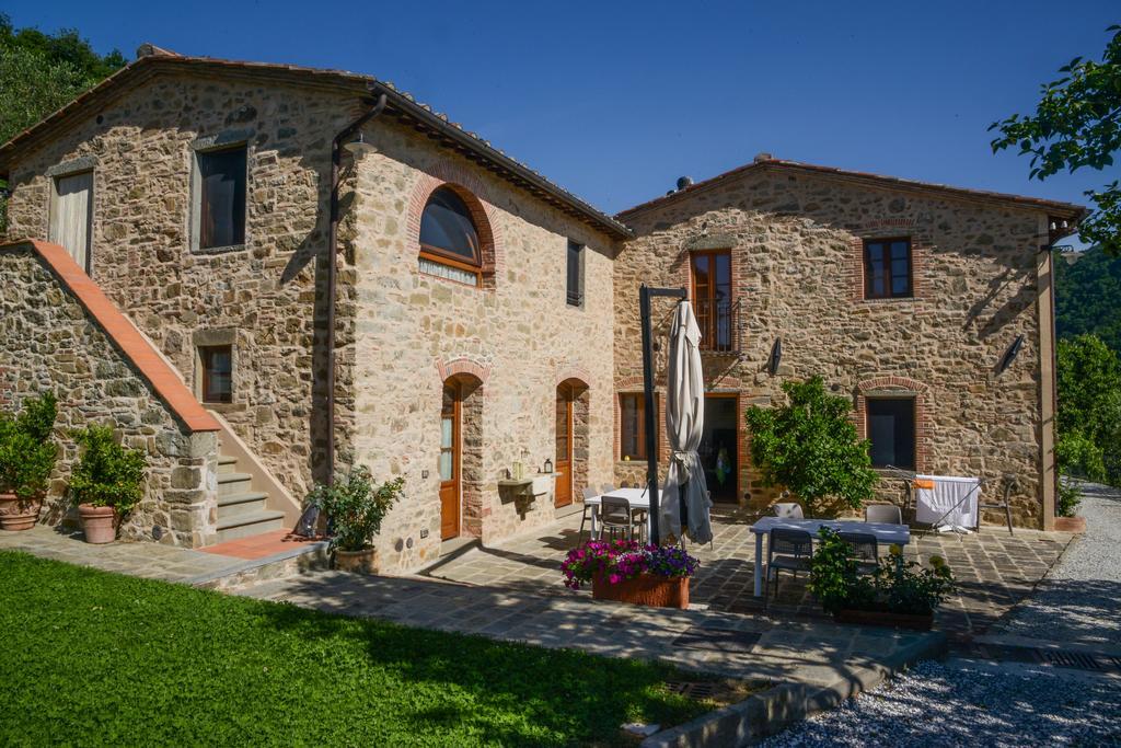 Agriturismo La Marginella Villa Pescia Buitenkant foto